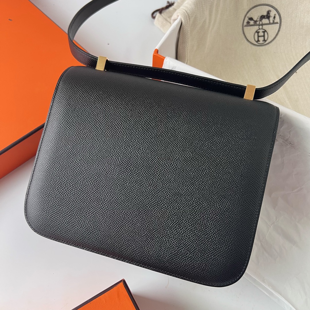 Hermes Constance 24cm Shoulder Bag In Black Epsom Leather